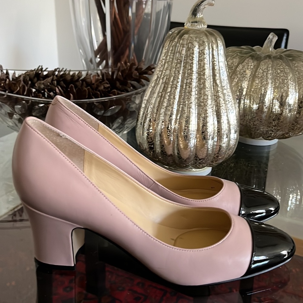 Ivanka Trump Lindi Cap Toe Block Heel Pumps 7.5M Blush/Black